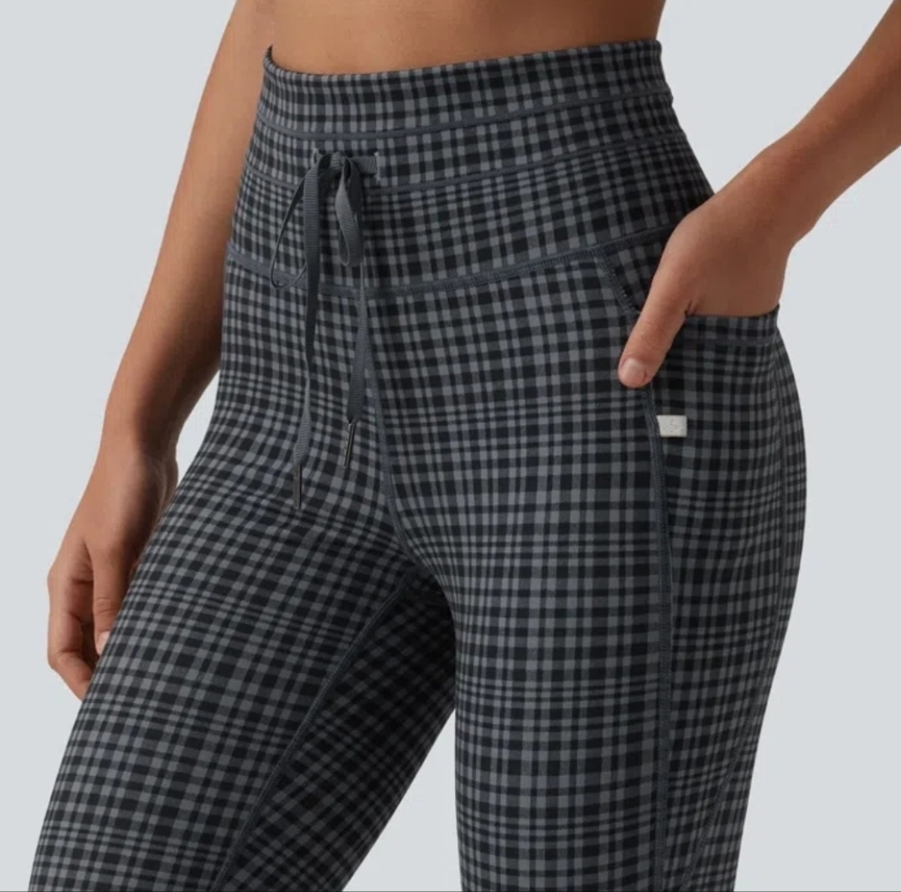 HALARA Black and Gray Check Plaid Leggings Sz.Small - Picture 4 of 9